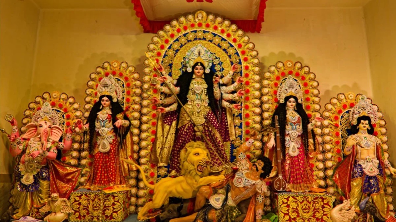 কত বড় পুজো, আর বিচার্যই নয়! নতুন প্রতিযোগিতা চালু করল সরকার