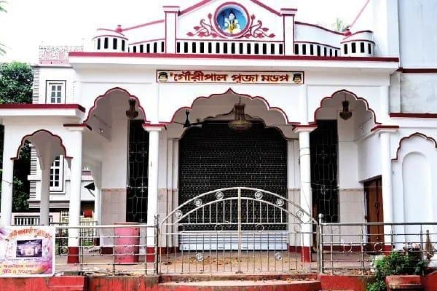 আত্রেয়ীর তীরে বনেদি ঐতিহ্যের দুর্গাপুজো, মায়ের ভোগে পান্তা ও বোয়াল মাছ!