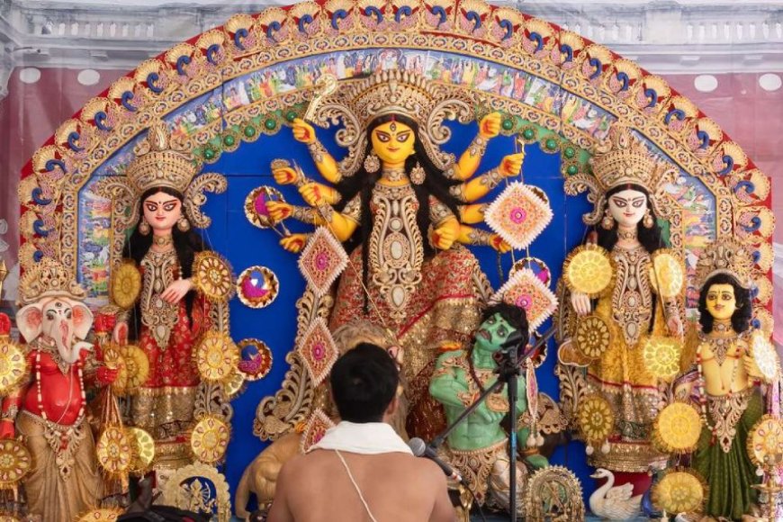 আমেরিকার ঝরা পাতার মরসুমে মনের ক্যানভাসে ভেসে ওঠে শরতের নীল আকাশ, সান ফ্রান্সিসকোর ‘প্রথমা’র পুজো পা রাখল পাঁচে