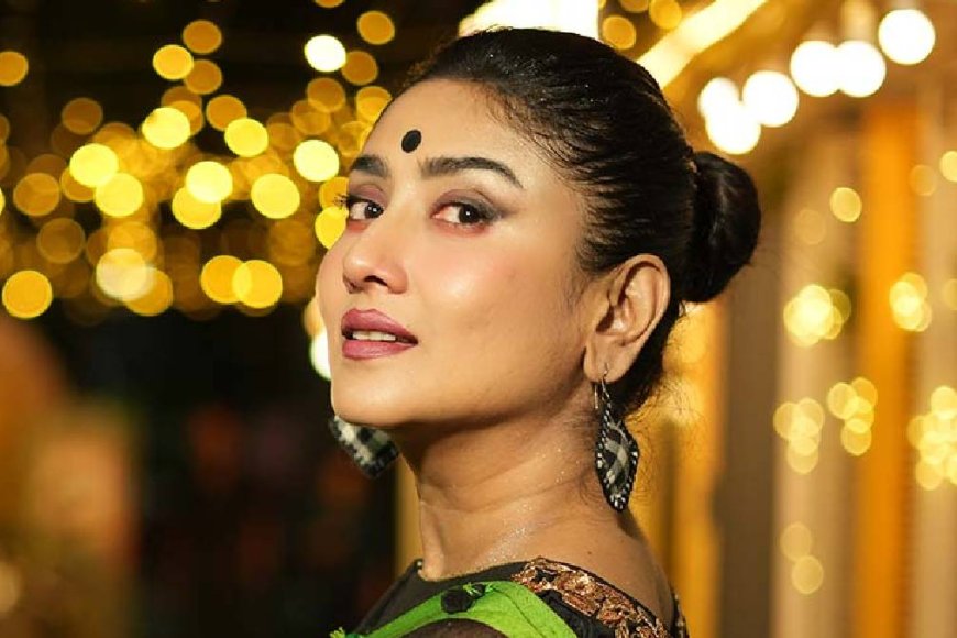 সাবেকিয়ানা না থিম পুজো—আজকাল ডট ইন-এর ‘শারদ গৌরব’-এ সেরার সম্মান পাবে কে? ইঙ্গিত বিচারক দেবলীনা দত্তর