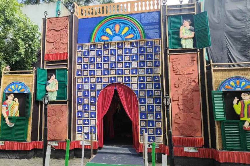 দুর্গাপুজো ভৌগোলিক সীমা বা পারিবারিক গণ্ডির উর্ধ্বে, দক্ষিণ কলকাতার সোনালি পার্কের থিমে রয়েছে বড় চমক