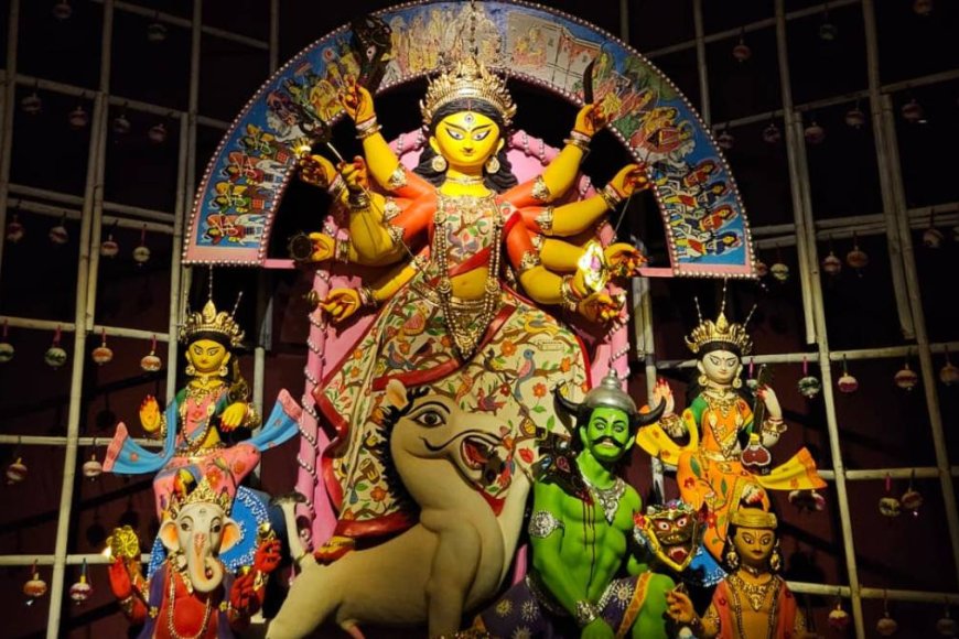দুর্গাপুজোয় ঘুরে ঘুরে ঠাকুর দেখবেন! রাস্তার স্টলের ভাজাভুজি নয়, ব্যাগে রাখবেন কোন কোন স্ন্যাক, জানুন