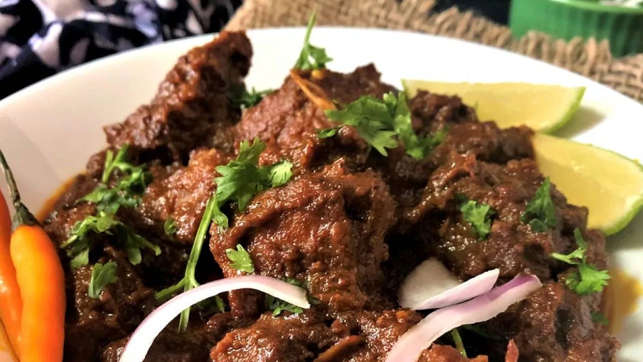 Gol Barir Kosha Mangsho