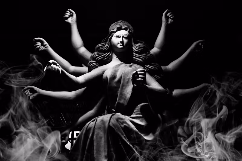 দুর্গাপুজোয় এই প্রথম আদানি গোষ্ঠীর বড় চমক!