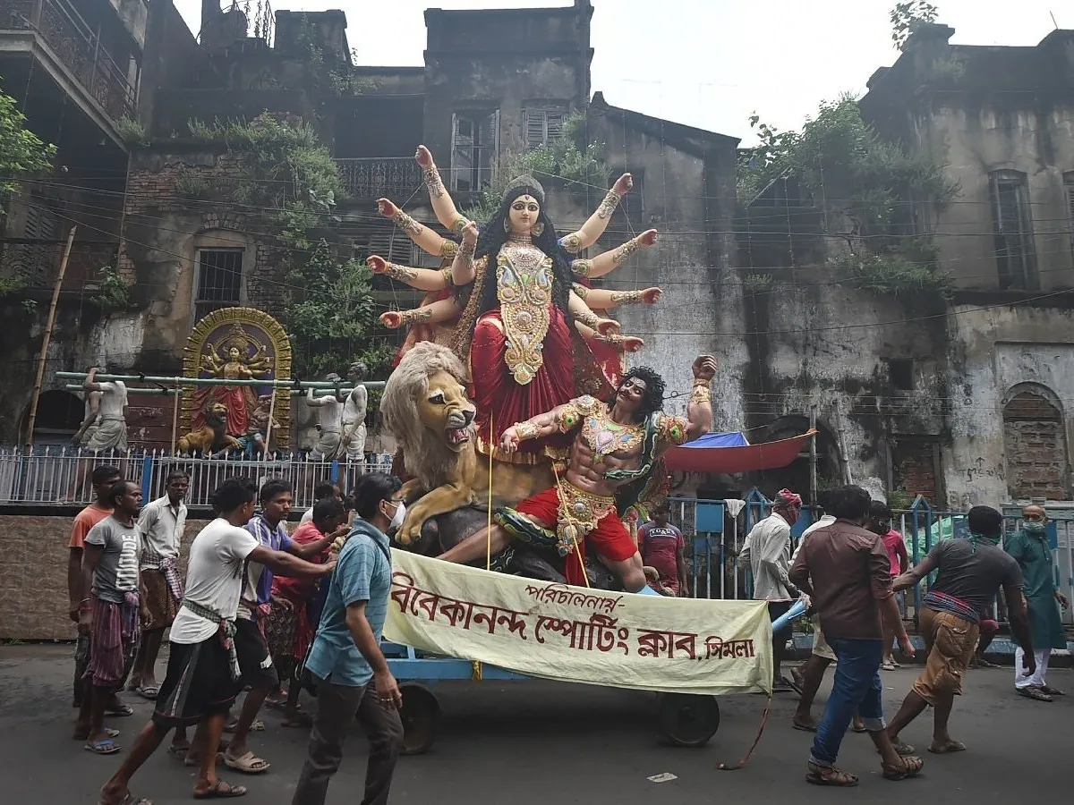 Exclusive: রহস্যের টানে এবার কেরলে একেনবাবু!