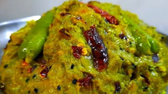পুজোয় চটজলদি রান্না করতে চান? কম সময়ে বানিয়ে নিন দু'রকম ভর্তা, গরম ভাতের সঙ্গে খেলে আঙুল চাটবেন সকলে