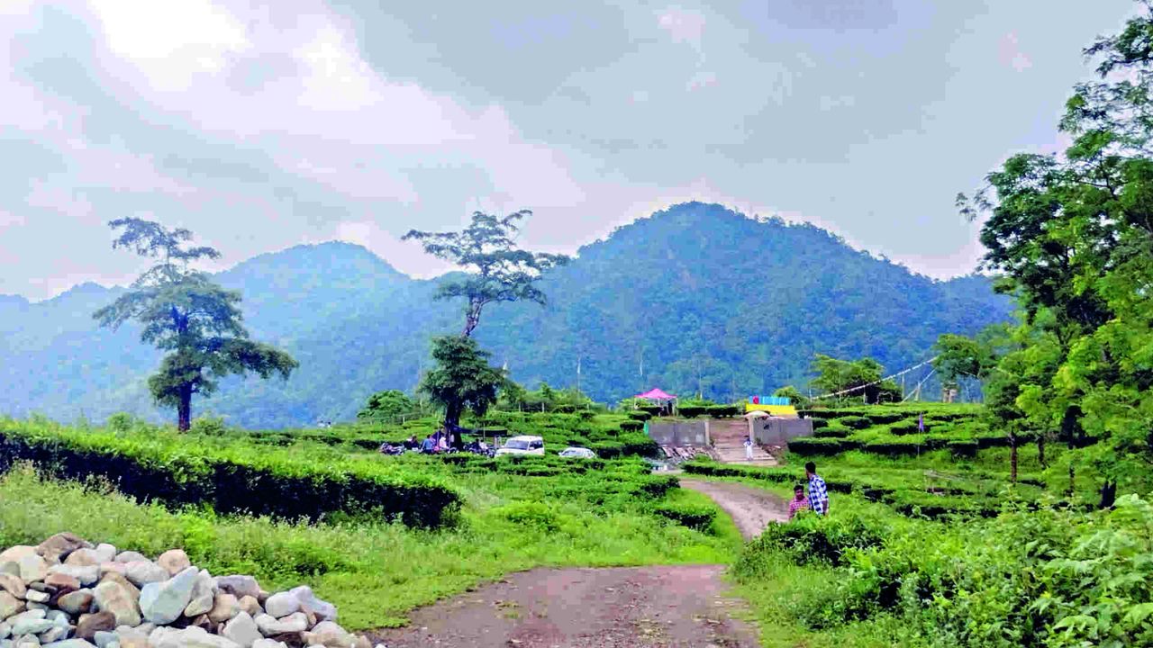 এবার পুজোয় ঘুরে আসুন স্বপ্নপুরী লঙ্কাপাড়াতে 