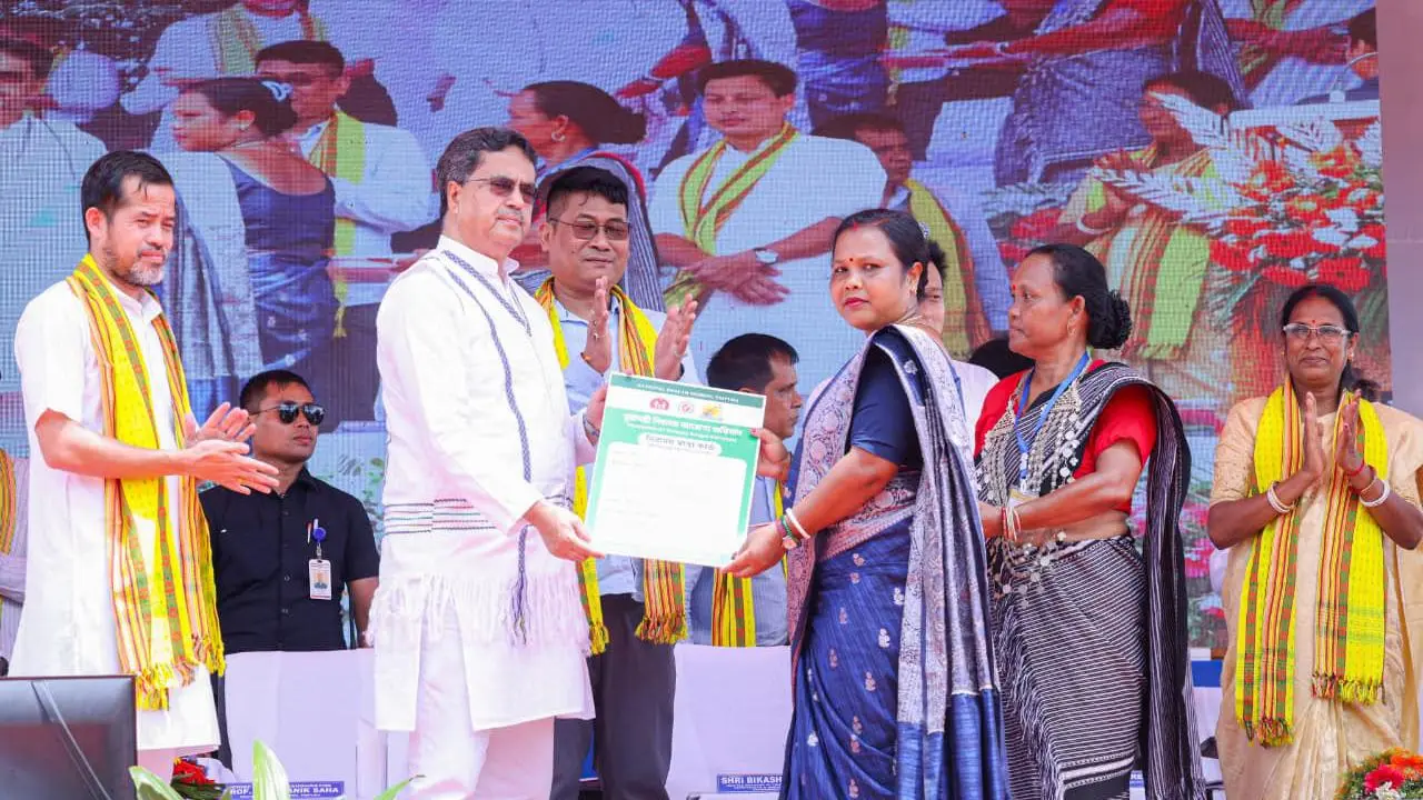 রাজ্যের শেষ প্রান্তের মানুষকে সরকারি সুবিধা পৌঁছে দেওয়াই লক্ষ্য, বার্তা মানিক সাহার