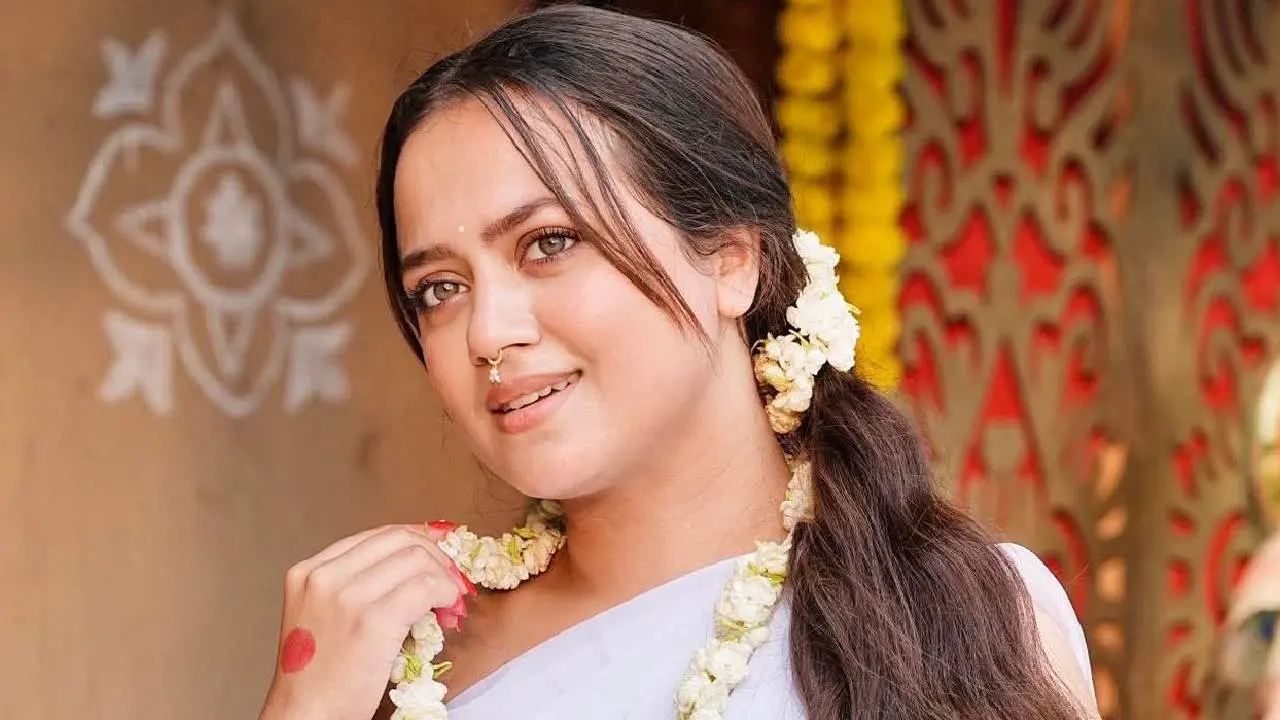 'তারে ধরি ধরি মনে করি' ছাড়ছেন অহনা! নেপথ্যে কী কারণ? কী জানালেন আজকাল ডট ইন-কে